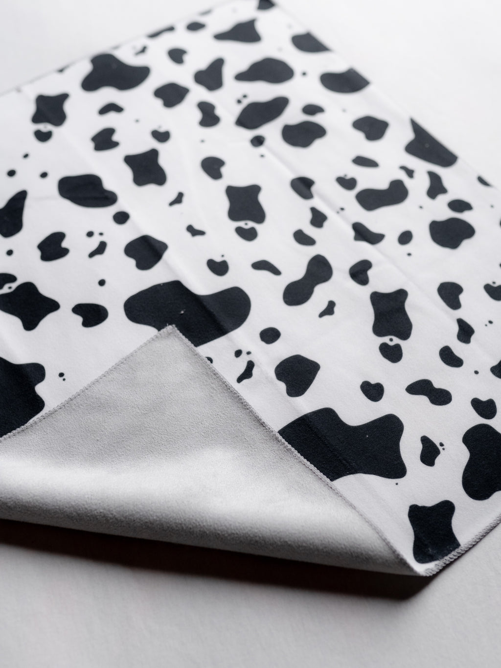 Simple Cow Magic Cloth