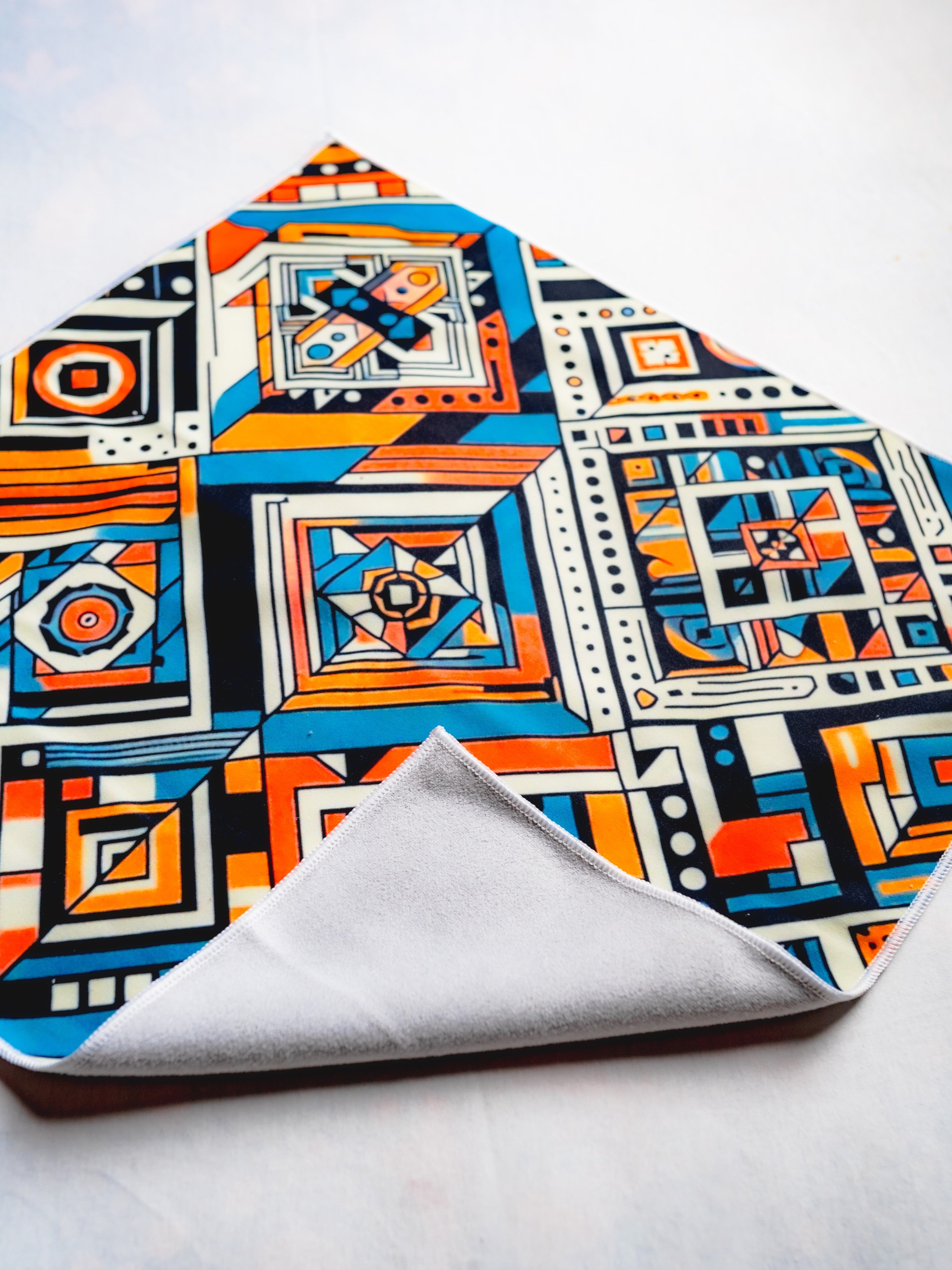 Artistic Geometry Magic Cloth