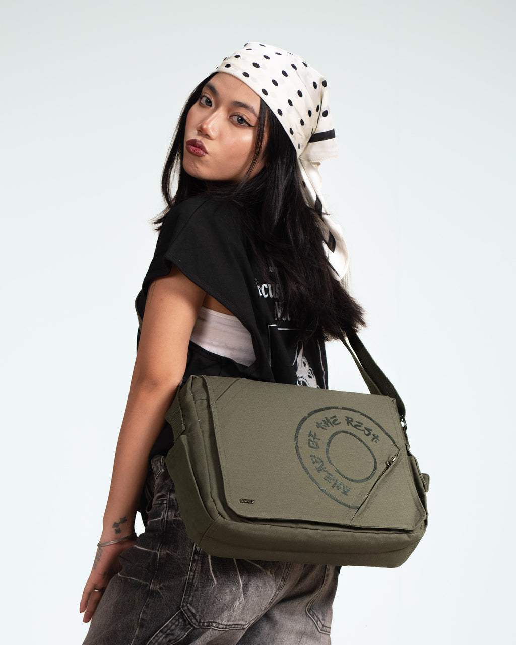 Olive Fine Run Messenger Bag