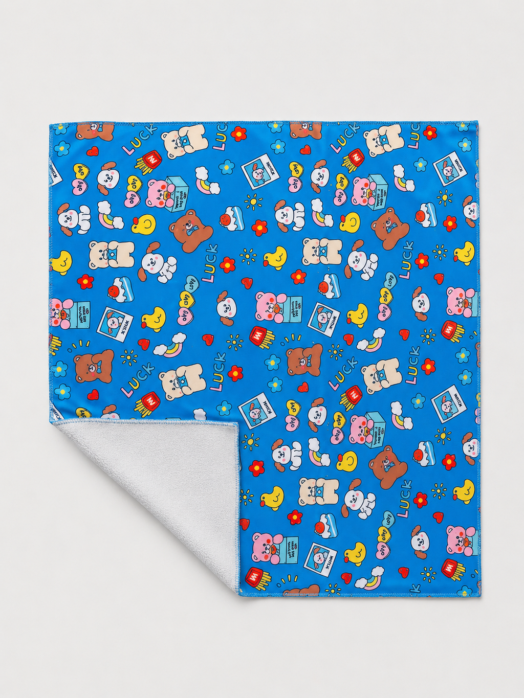 Bear on Blue Magic Cloth