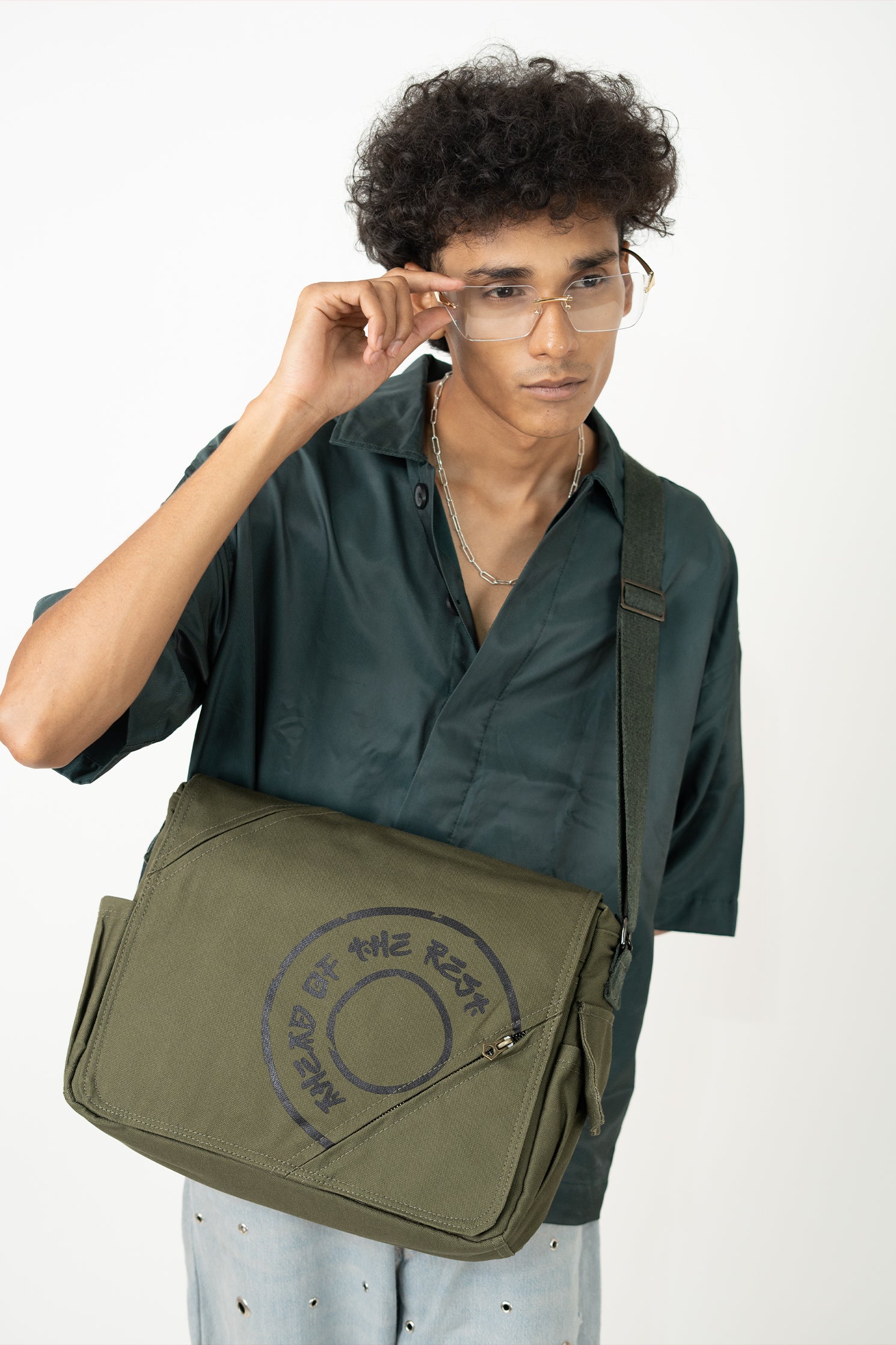 Olive Fine Run Messenger Bag