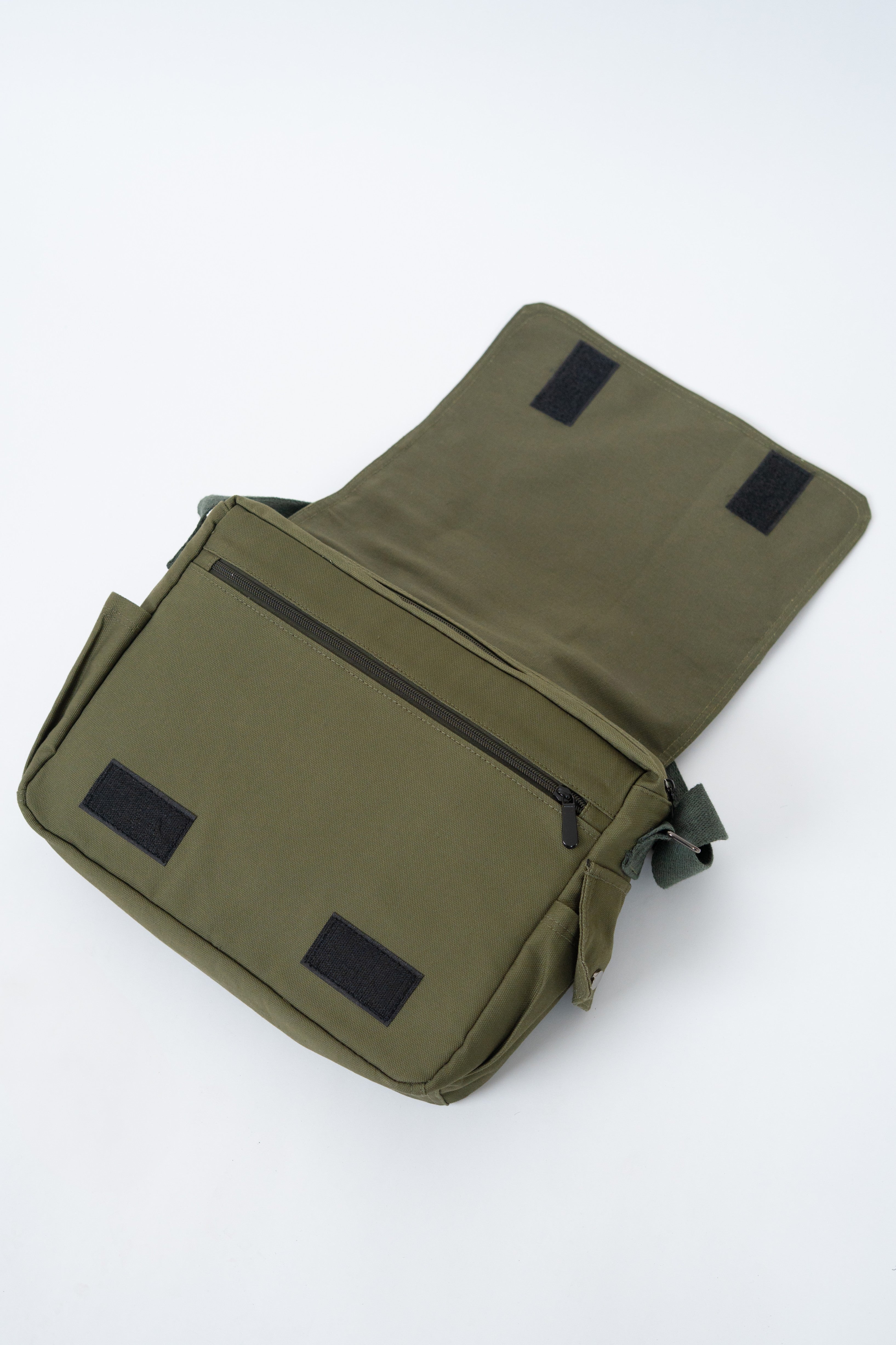 Olive Fine Run Messenger Bag