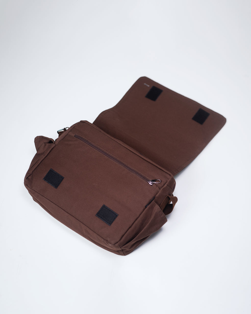 Choco Fine Run Messenger Bag