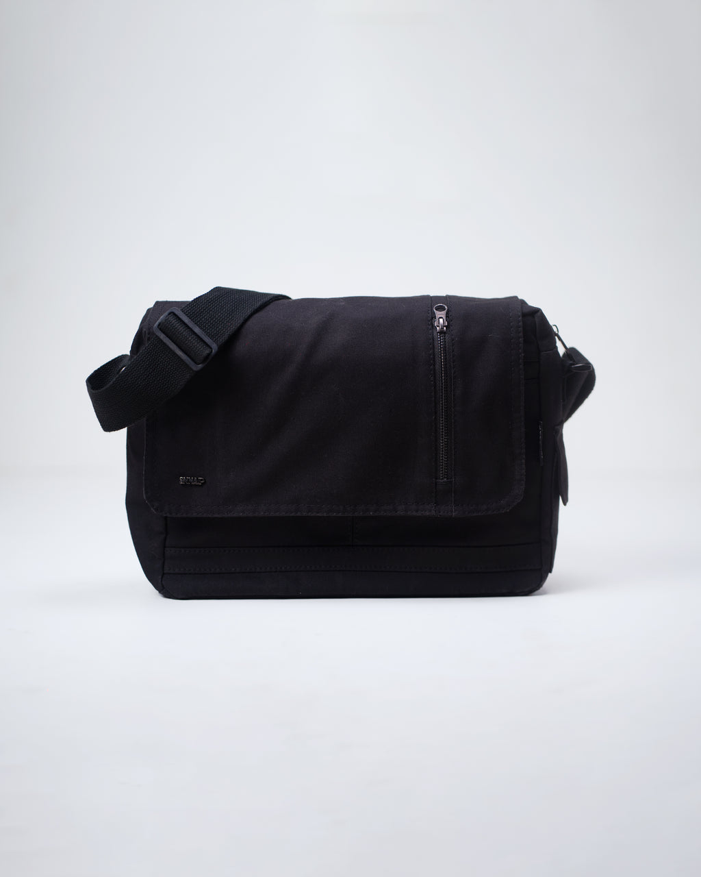 Black Off Beat Messenger Bag