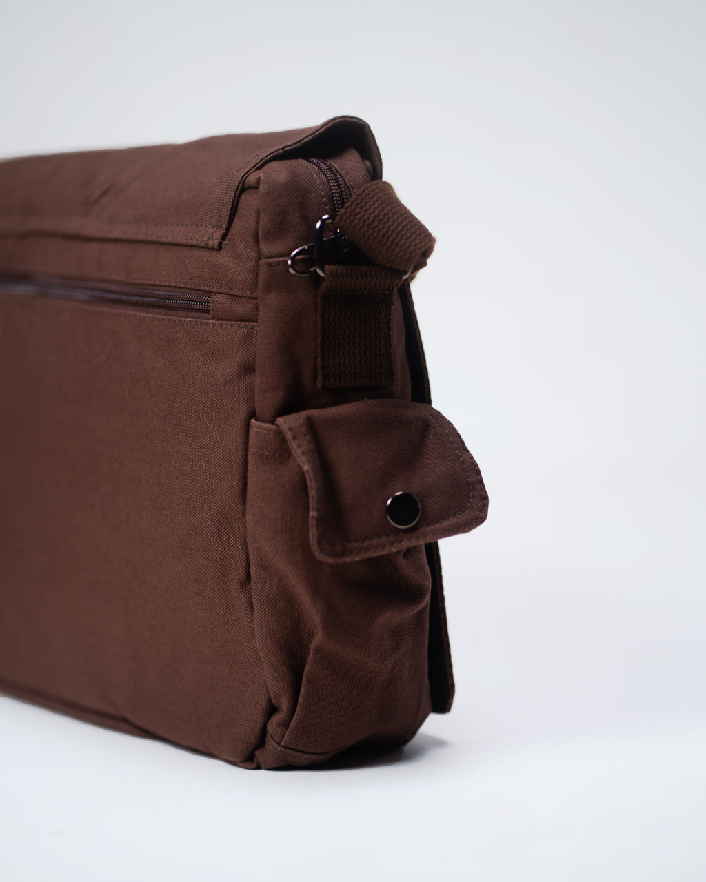 Choco Fine Run Messenger Bag