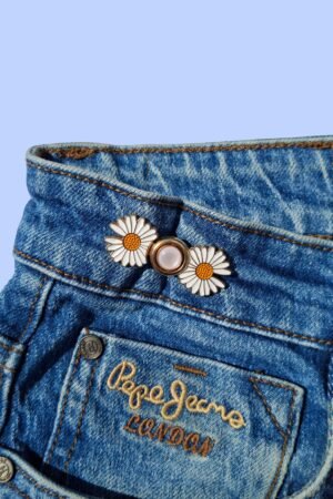 White Daisy Waist Knots