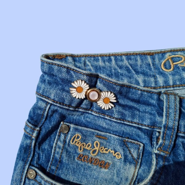 White Daisy Waist Knots