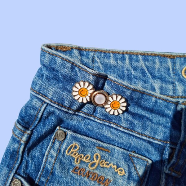 White Smiley Daisy Waist Knots